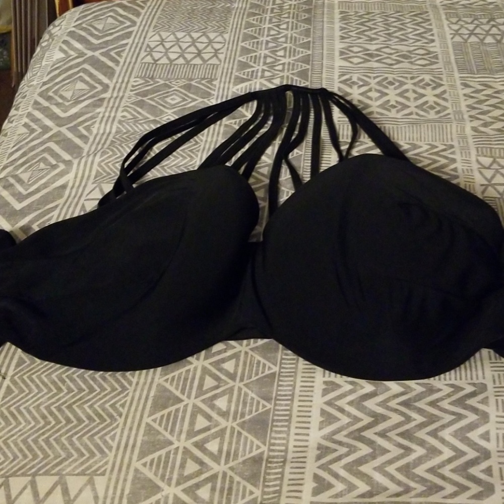 Black bikini top